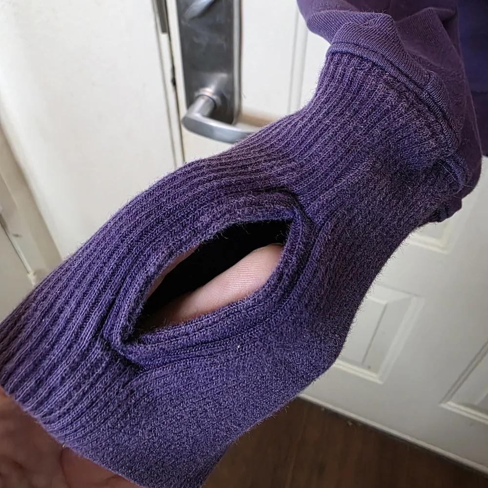 Nike Dri-Fit‎ Zip Up Hooded Activewear Jacket Thumb Holes Purple Size Medium